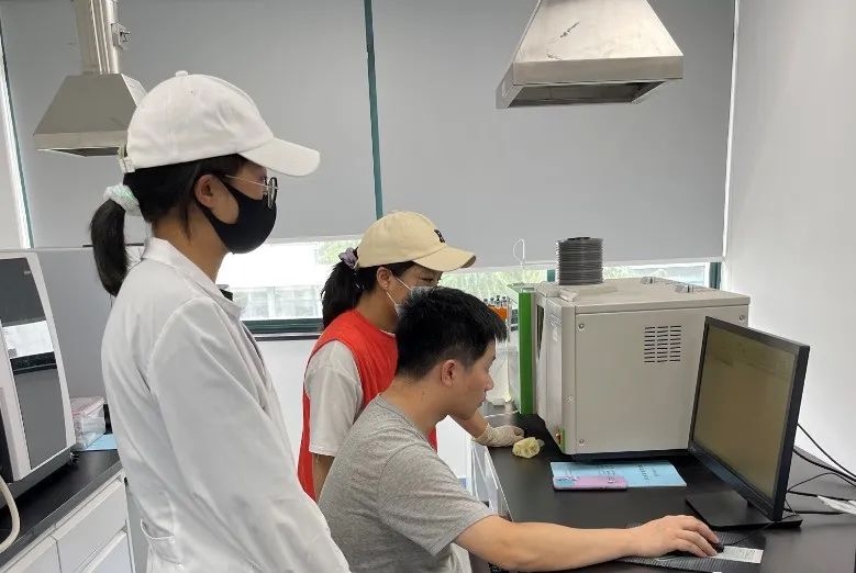 哪些电子产品含硒（电子含产品硒元素吗）-硒宝网