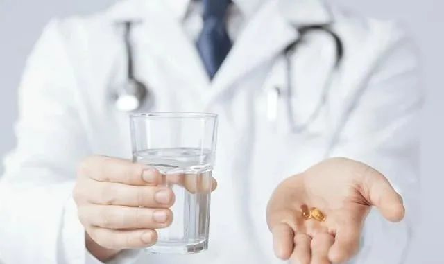 女人补钙吃哪种钙片好(钙片女生吃什么好)-硒宝网