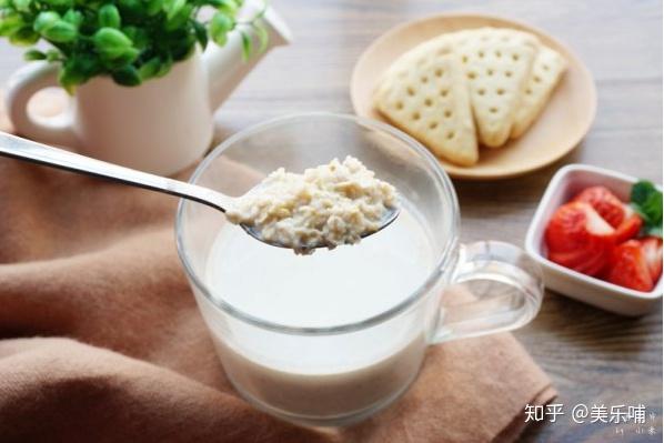 牛奶 补钙(牛奶补钙好还是钙片补钙好)-硒宝网