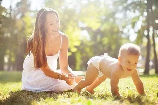 晒太阳补钙吗（晒太阳补钙要晒到皮肤吗）-硒宝网