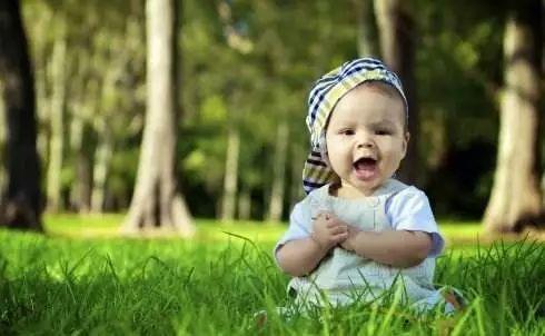 晒太阳补钙吗（晒太阳补钙要晒到皮肤吗）-硒宝网