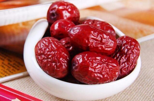 红枣补铁吗(红枣补铁蛋白吗)-硒宝网