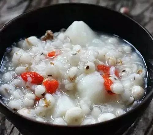 吃硒维康手发黄吗(吃硒维康片有副作用吗)-硒宝网