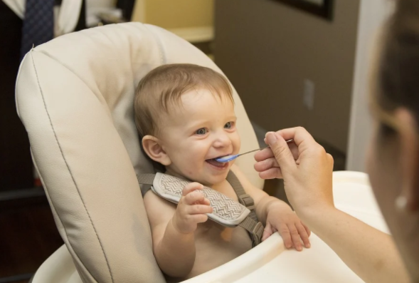 小孩补钙吃什么好（孩子补钙吃）-硒宝网