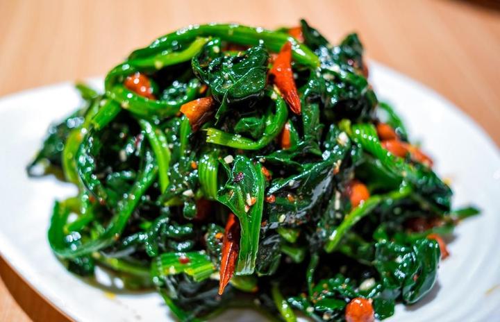 菠菜 补铁(菠菜补铁吗)-硒宝网