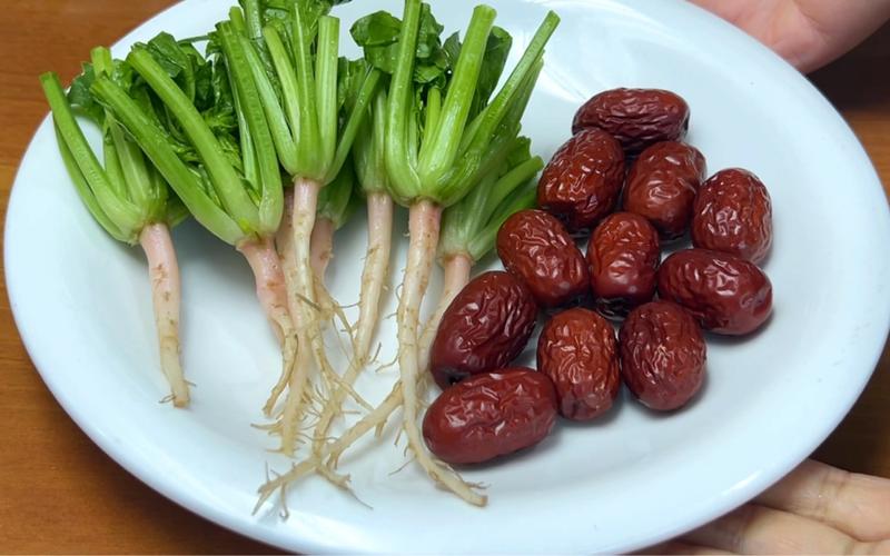 红枣可以补铁吗（红枣补铁可以长期吃吗）-硒宝网