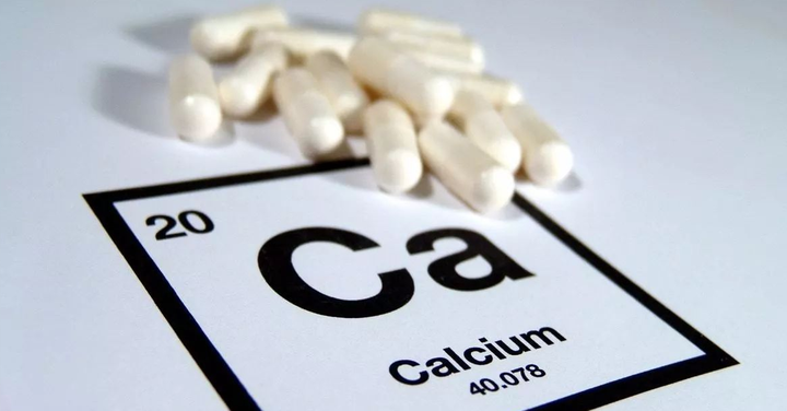 新生儿补钙吃什么钙剂(新生儿补钙药)-硒宝网