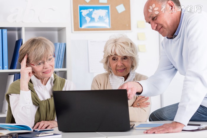 老年人如何补钙(补钙老年人的方法)-硒宝网