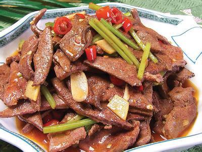 补铁补血的食物(补血食物补铁还是补钙)-硒宝网