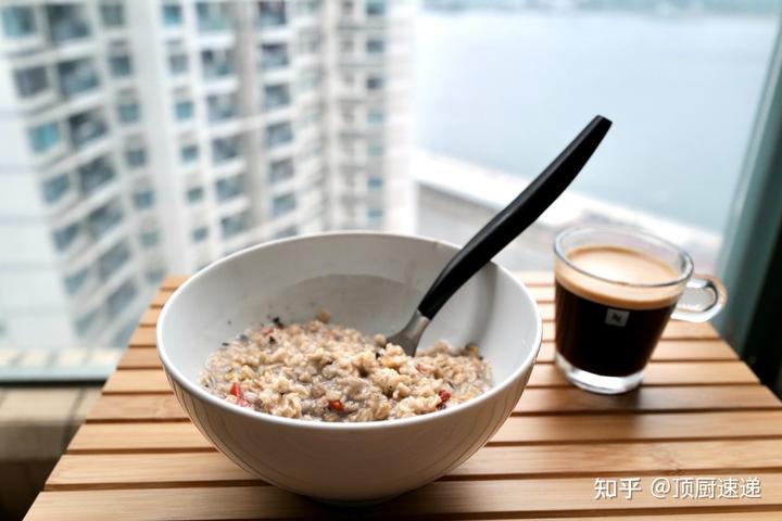 女人吃锌硒宝饭后(锌硒宝为什么饭前吃)-硒宝网