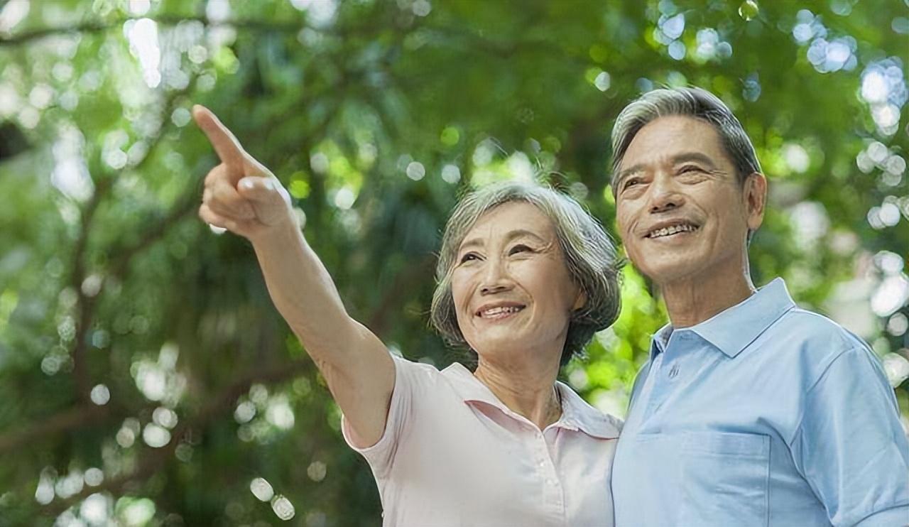 中年人吃什么补钙好(补钙中年人)-硒宝网