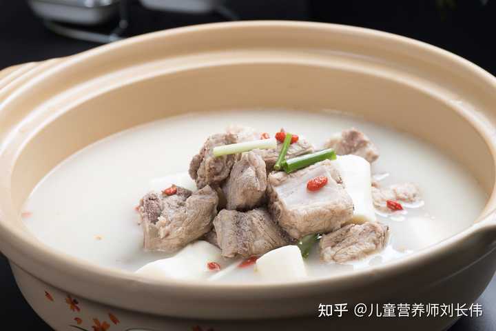 怀孕多久可以补钙(怀孕补钙可以吃钙尔奇吗)-硒宝网