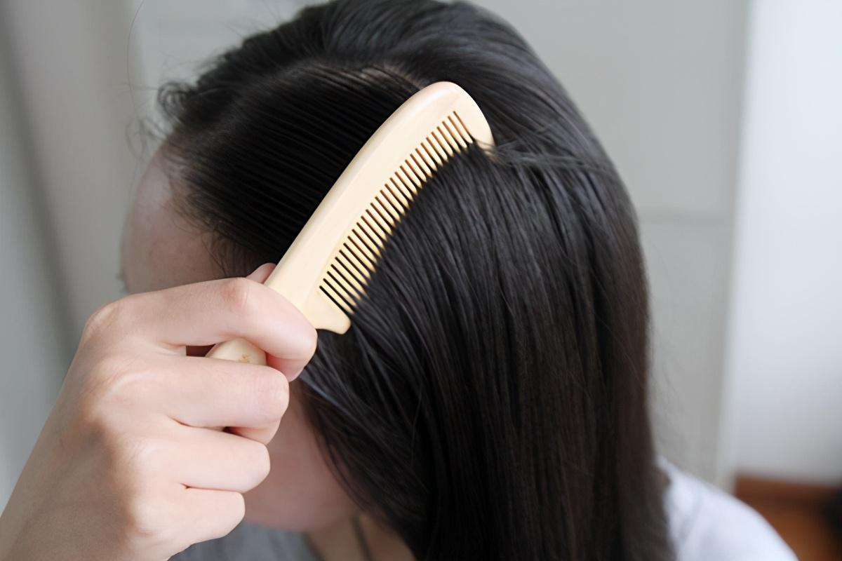 白头发是缺什么微量元素(缺什么微量元素头发白)-硒宝网