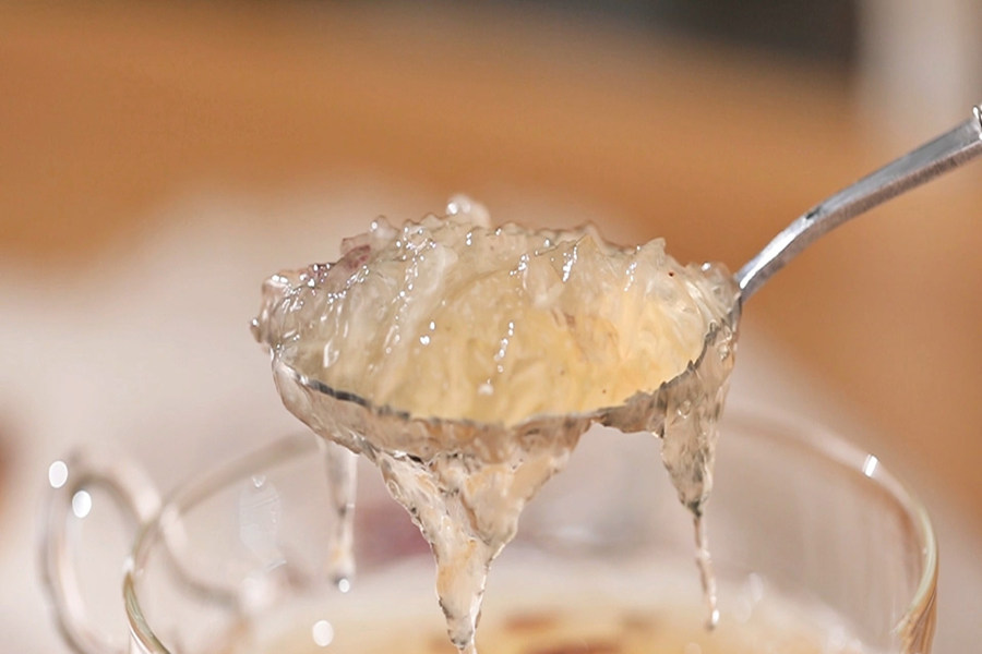 孕妇吃什么食物补铁（孕妇食物吃补铁还是补血）-硒宝网