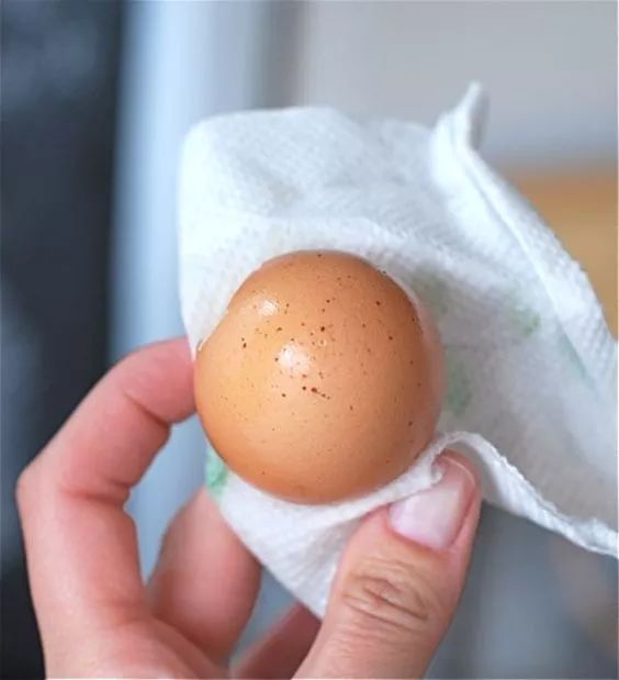 鸡蛋壳可以补钙吗(补钙可以直接吃鸡蛋壳吗)-硒宝网