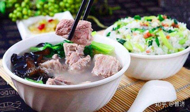 大骨汤补钙吗（骨头汤能补钙）-硒宝网