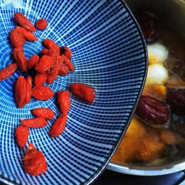 桂圆补铁吗（桂圆补铁量）-硒宝网