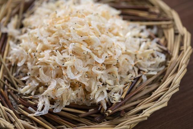 喝纯牛奶可以补钙吗(补钙的和牛奶可以一起泡吗)-硒宝网