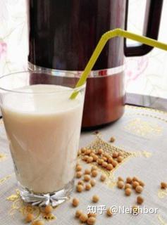 羊奶补钙好还是牛奶补钙好(补钙牛奶和羊奶哪种更好)-硒宝网