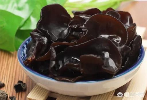 孕期补铁吃什么(孕期吃补铁的药恶心呕吐怎么办)-硒宝网