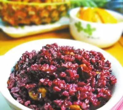 芝麻补铁吗（芝麻补铁还是补钙）-硒宝网