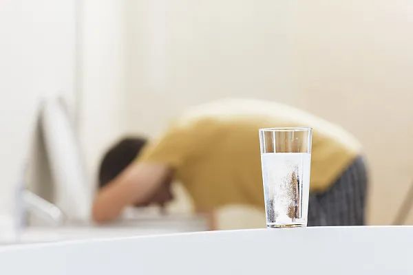 备孕补钙吃什么钙片好(补钙备孕吃钙片好不好)-硒宝网