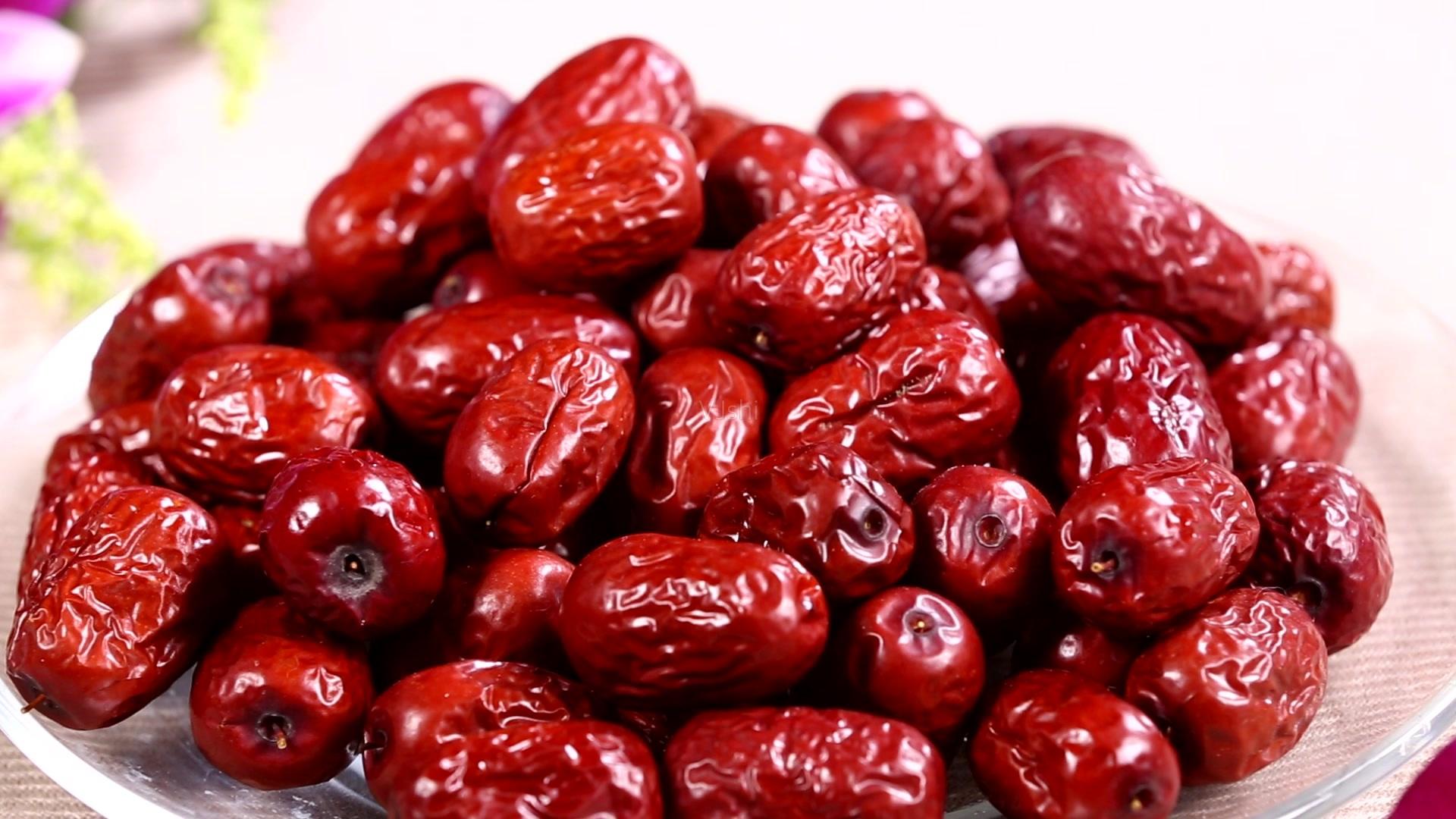 吃红枣可以补铁吗(红枣可以补铁补血吗)-硒宝网