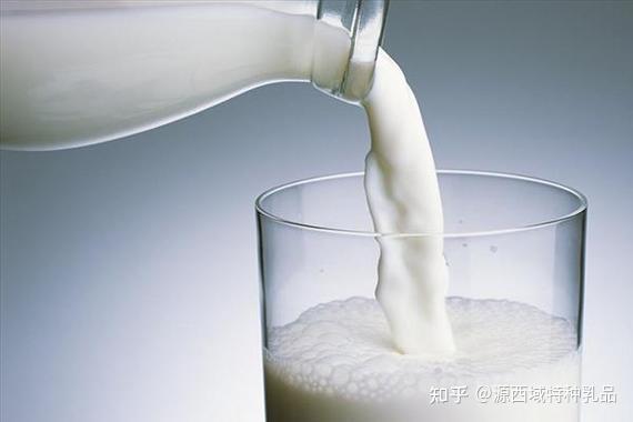 鲜奶与奶粉哪个更补钙（奶粉补钙好还是鲜奶补钙好）-硒宝网