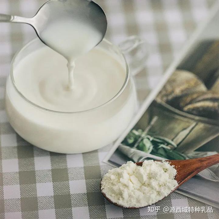 鲜奶与奶粉哪个更补钙（奶粉补钙好还是鲜奶补钙好）-硒宝网