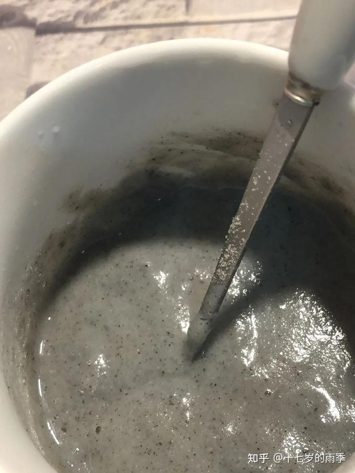 头屑多可以补硒吗女（补硒对头发有什么作用）-硒宝网