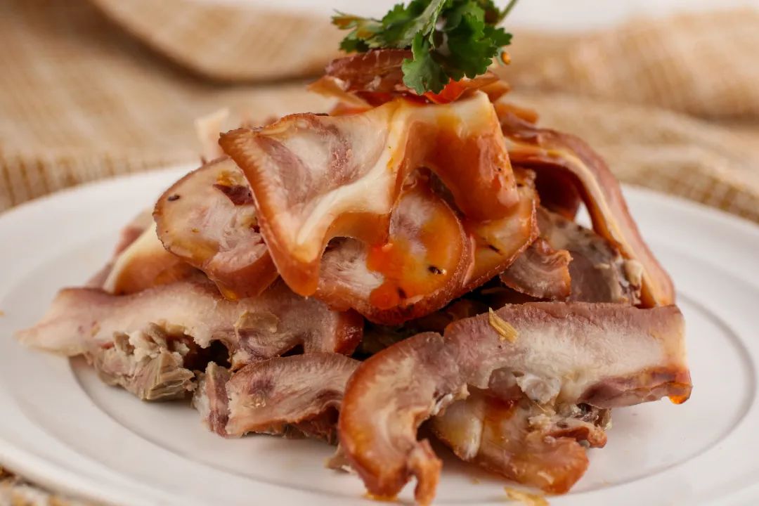 给猪补硒吃什么最好(猪补硒有什么好处)-硒宝网