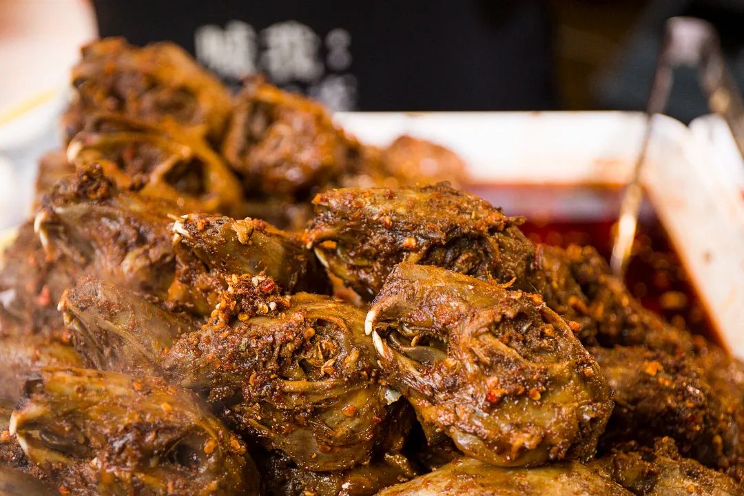 给猪补硒吃什么最好(猪补硒有什么好处)-硒宝网