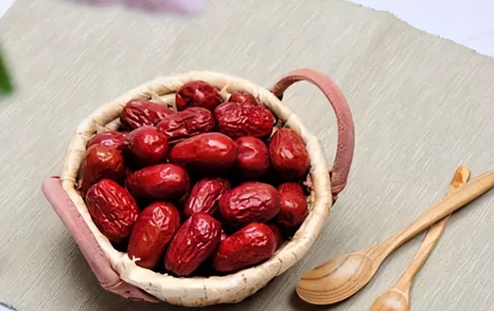 人身体缺硒吃什么补(缺补吃身体硒人会变瘦吗)-硒宝网