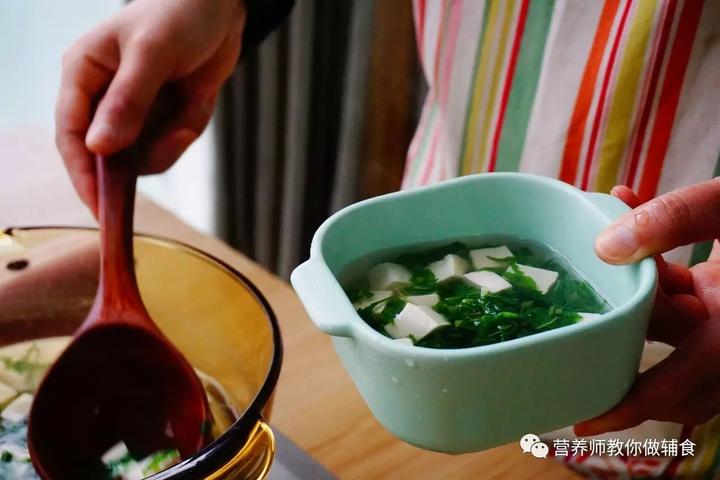 婴儿吃什么补钙(婴儿补钙吃什么最好)-硒宝网