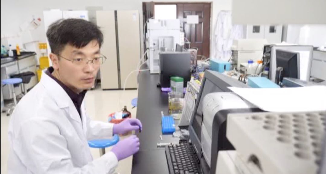 喝锌硒茶可以补硒吗(吃锌硒片能喝茶吗)-硒宝网