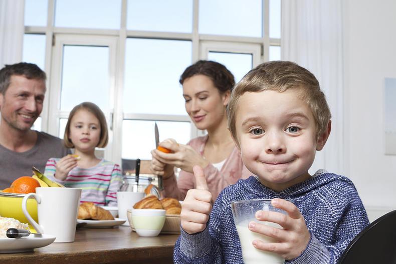 小孩补钙什么时间段最好（小孩补钙补到什么时候比较好）-硒宝网