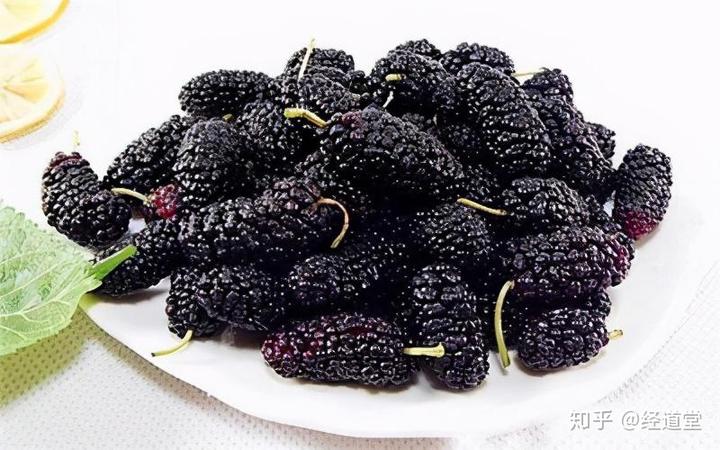 补血补铁的食物有哪些（补铁补血的食物有）-硒宝网