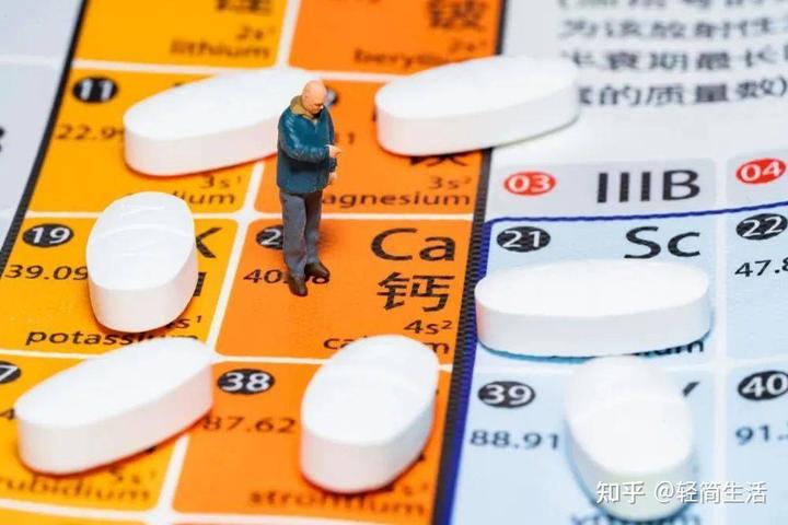 喝骨头汤补钙吗（骨头喝汤补钙好吗）-硒宝网