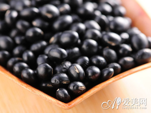 吃什么东西补铁(吃补铁的需要注意什么)-硒宝网