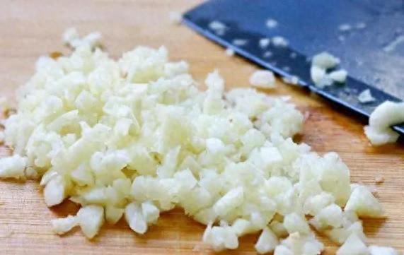 七个月宝宝补钙吃什么钙最容易吸收(宝宝吃钙吸收不好怎么办)-硒宝网