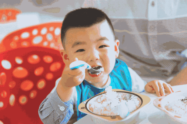 七个月宝宝补钙吃什么钙最容易吸收(宝宝吃钙吸收不好怎么办)-硒宝网