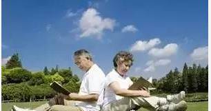 秋天钙铁锌硒补什么（钙锌秋天补铁硒有用吗）-硒宝网