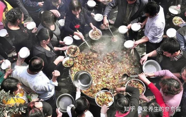 香蕉补铁吗（香蕉补铁补血吗）-硒宝网