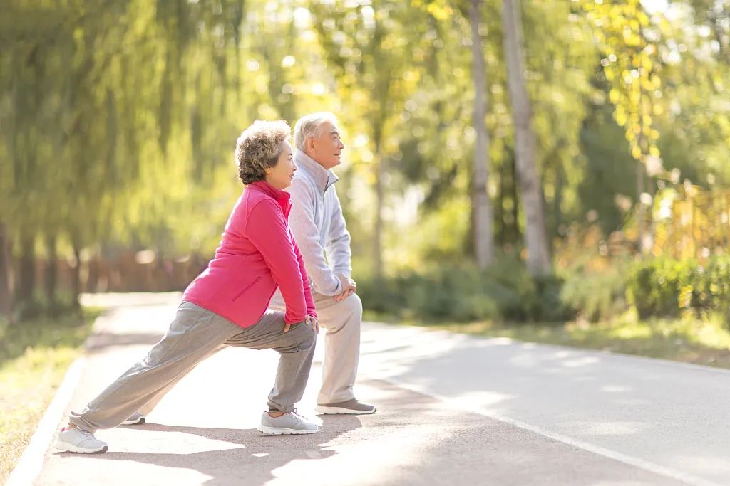 孕妇每天补钙多少毫克（每天孕妇补钙多少mg）-硒宝网