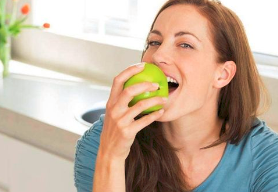 吃啥补锌(吃补锌的药拉屎会黑吗)-硒宝网