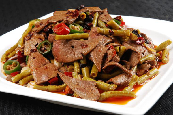 吃什么食物可以补铁（食物吃补铁可以补血吗）-硒宝网