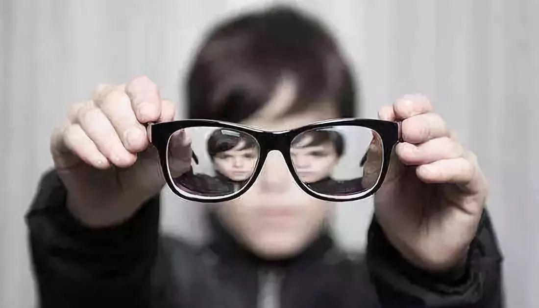 结膜出血需要补硒吗(出血补结膜需要硒片吗)-硒宝网