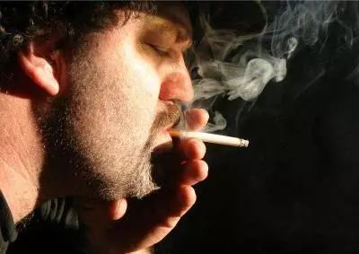 补硒产品饭前饭后吃(补硒胶囊饭前还是饭后吃)-硒宝网