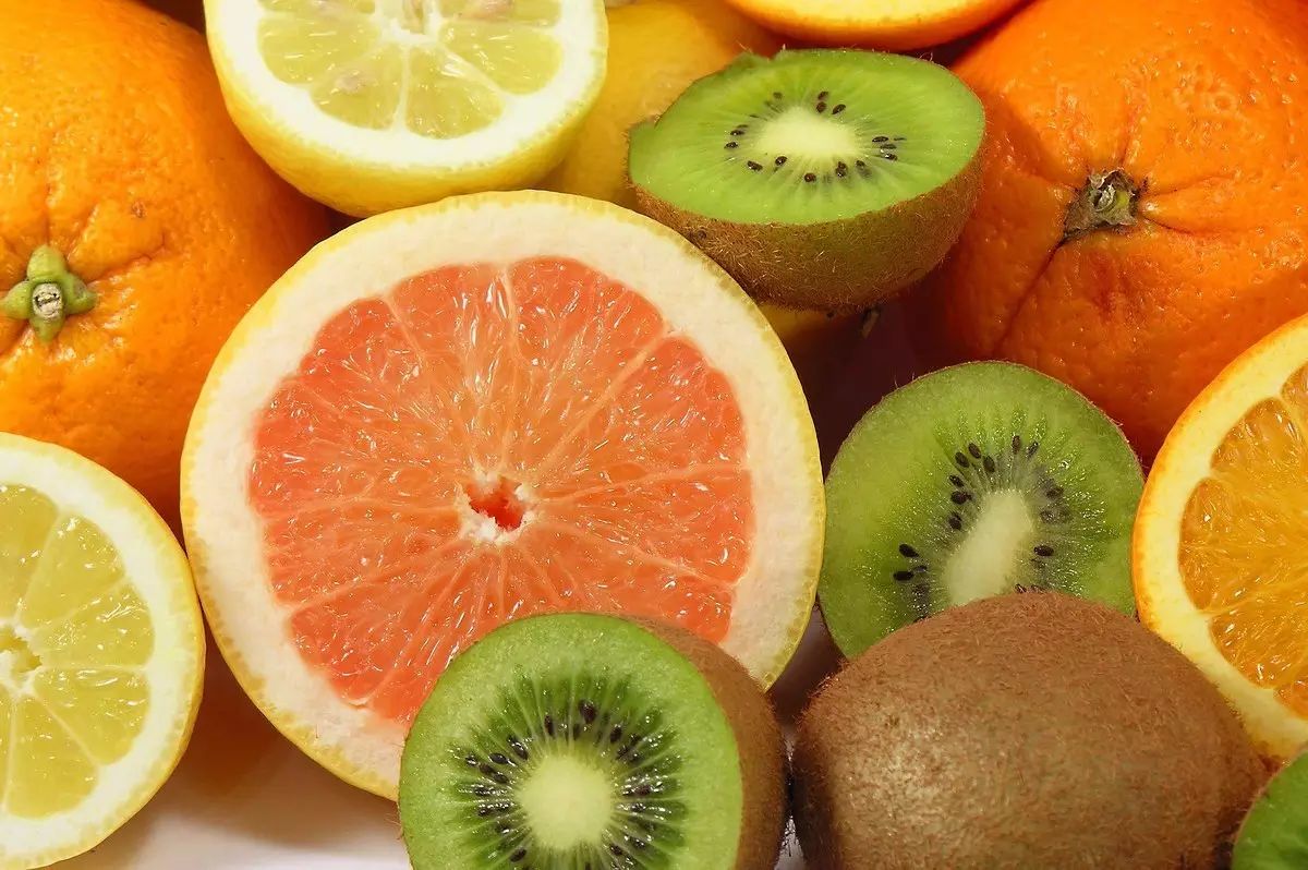 什么吃的补钙(补钙吃什么食物最好最快)-硒宝网