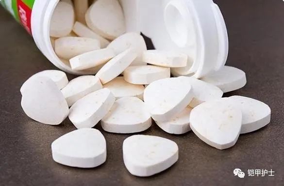 什么吃的补钙(补钙吃钙片需要吃多长时间)-硒宝网